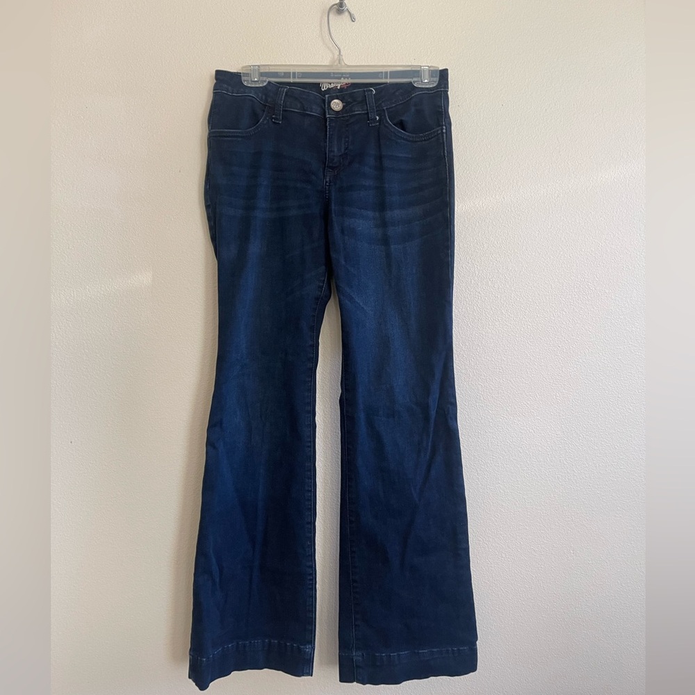 Wrangler women’s trousers, Size 5/6X32